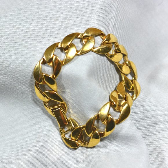 Monet Vintage Gold Tone Chain Link 